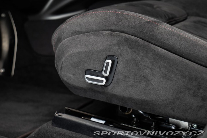 Ferrari Purosangue 2025