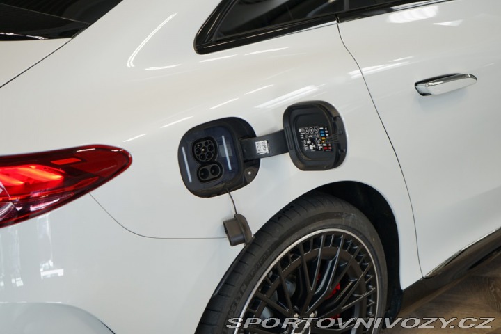Mercedes-Benz Ostatní modely EQE 43 AMG*4M*HYPERSCREEN*TAŽ 2023