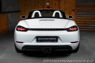 Porsche Boxster 718, BOSE, CHRONO, VÝFUKY 2017