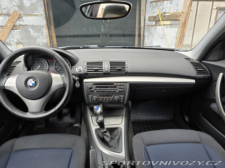 BMW 1 130i 2006
