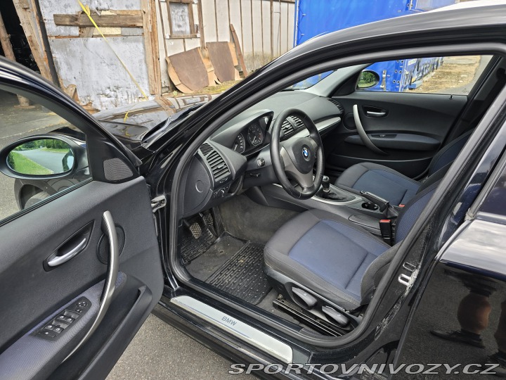 BMW 1 130i 2006