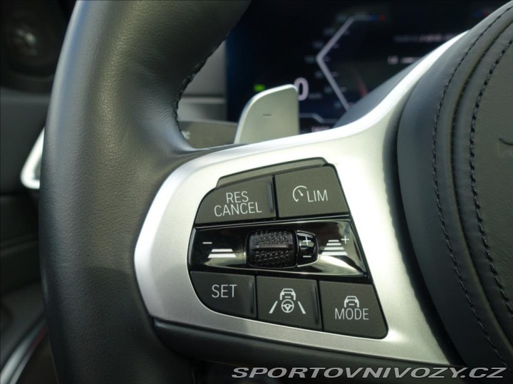 BMW 3 M340i xDrive Touring,DPH 2023