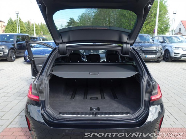 BMW 3 M340i xDrive Touring,DPH 2023