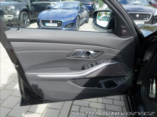 BMW 3 M340i xDrive Touring,DPH 2023