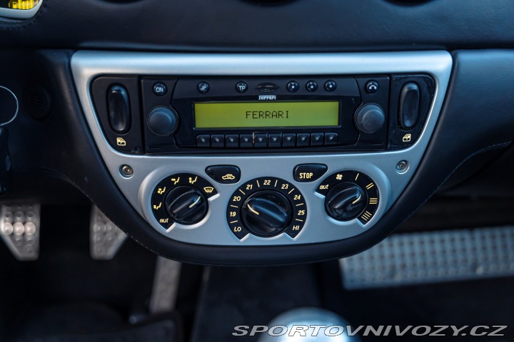 Ferrari 360 Modena Manuál 2002