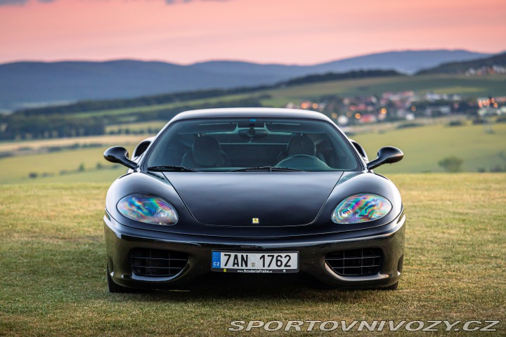 Ferrari 360 Modena Manuál 2002