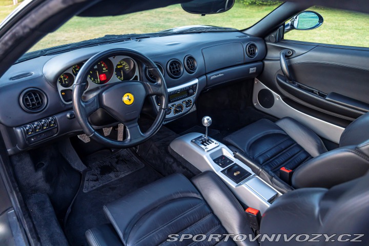 Ferrari 360 Modena Manuál 2002