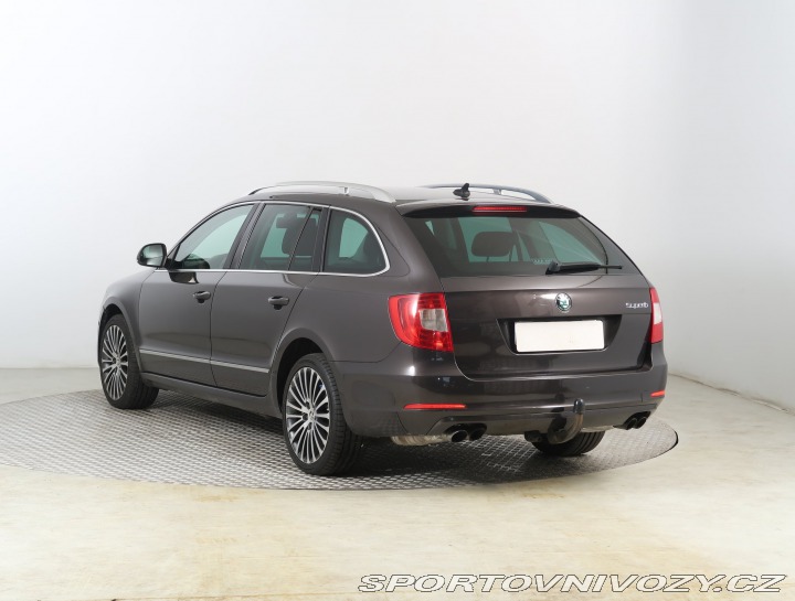 Škoda Superb Elegance 3.6 FSI V6 2010