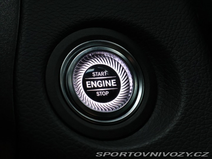 Mercedes-Benz Ostatní modely GLC 2,0 200 4Matic AMG line D 2020