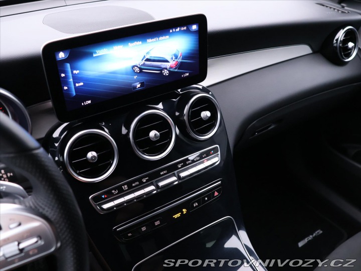 Mercedes-Benz Ostatní modely GLC 2,0 200 4Matic AMG line D 2020