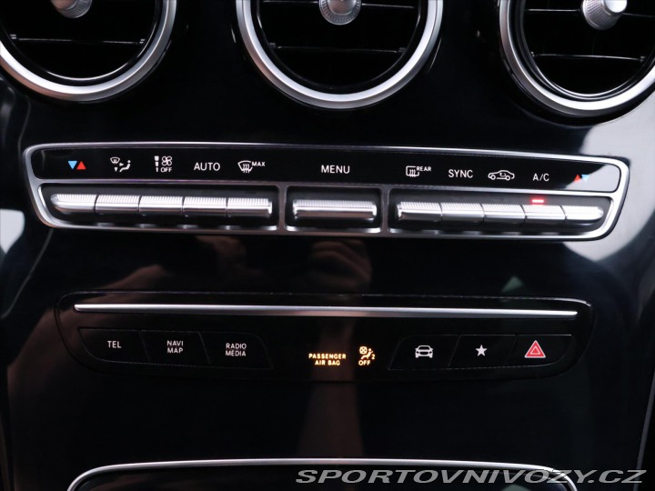 Mercedes-Benz Ostatní modely GLC 2,0 200 4Matic AMG line D 2020