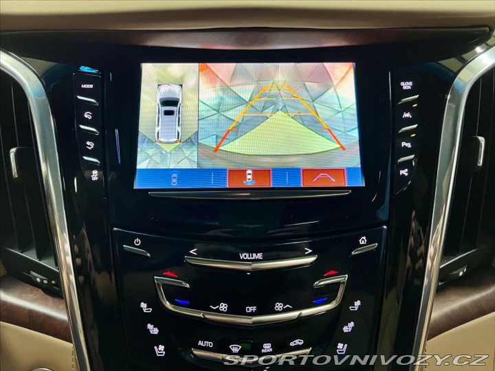 Ostatní značky Ostatní modely Cadillac Escalade 6,2 V8 AWD ESV PLATINUM L 2018