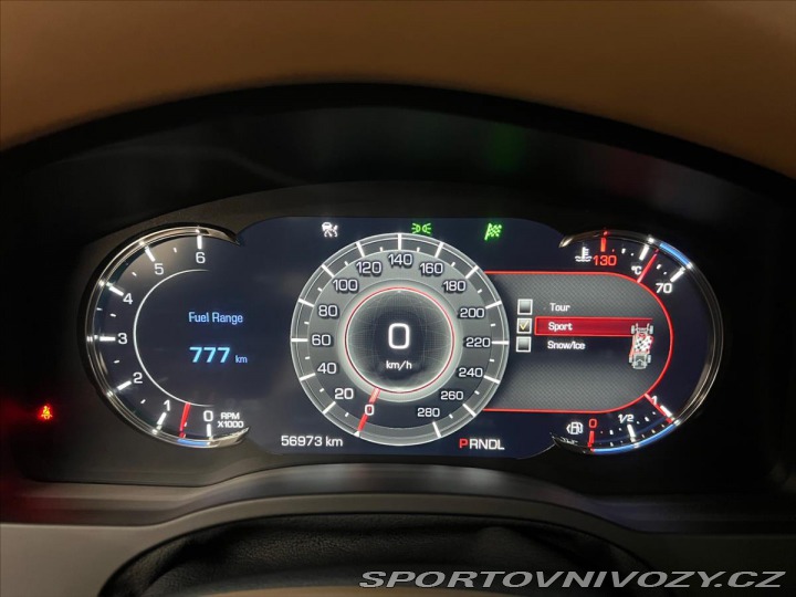 Ostatní značky Ostatní modely Cadillac Escalade 6,2 V8 AWD ESV PLATINUM L 2018