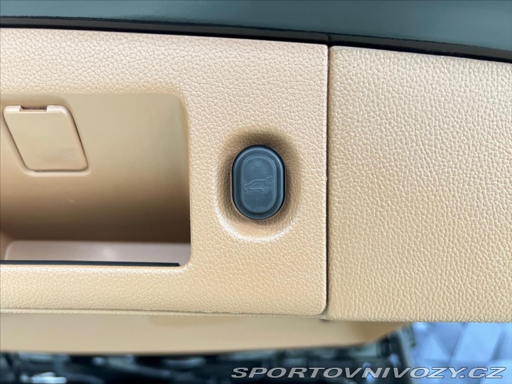 Ostatní značky Ostatní modely Cadillac Escalade 6,2 V8 AWD ESV PLATINUM L 2018