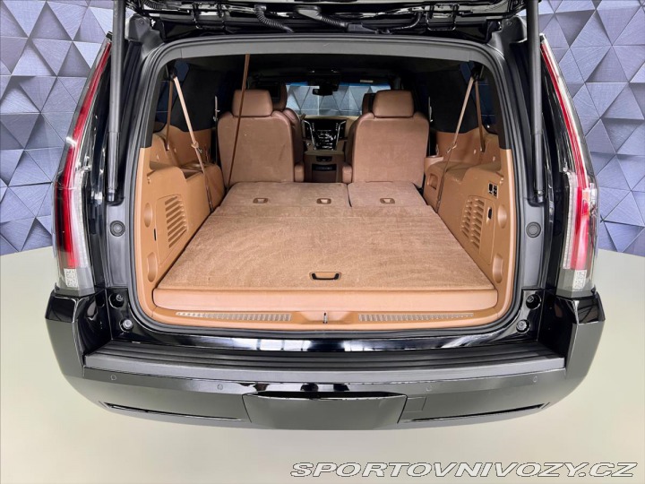 Ostatní značky Ostatní modely Cadillac Escalade 6,2 V8 AWD ESV PLATINUM L 2018