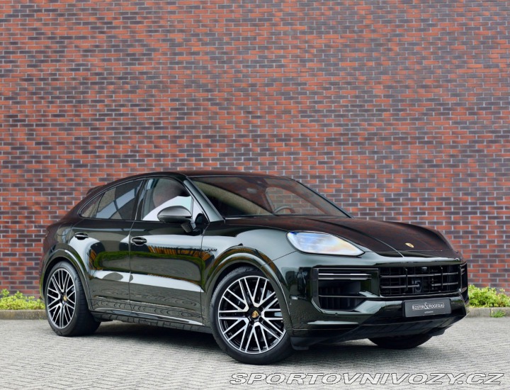 Porsche Cayenne Coupe V8 Turbo E-Hybrid 2024