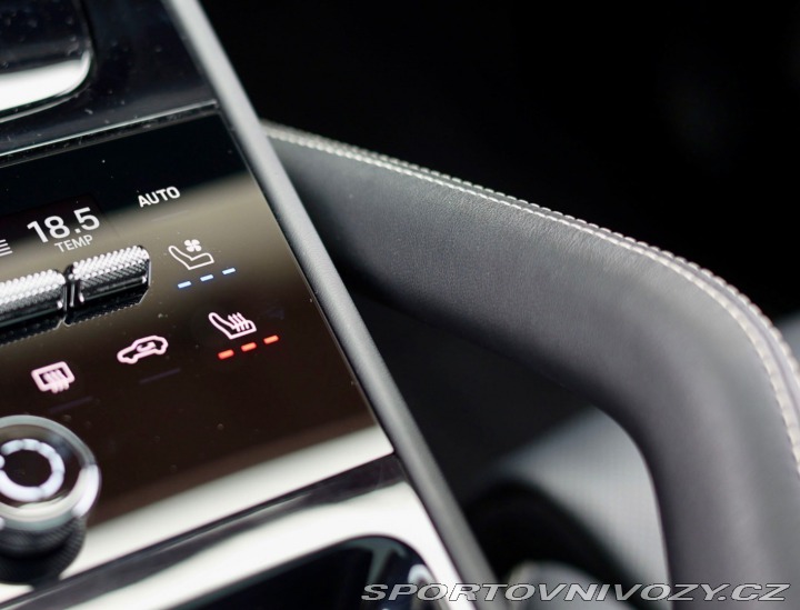 Porsche Cayenne Coupe V8 Turbo E-Hybrid 2024