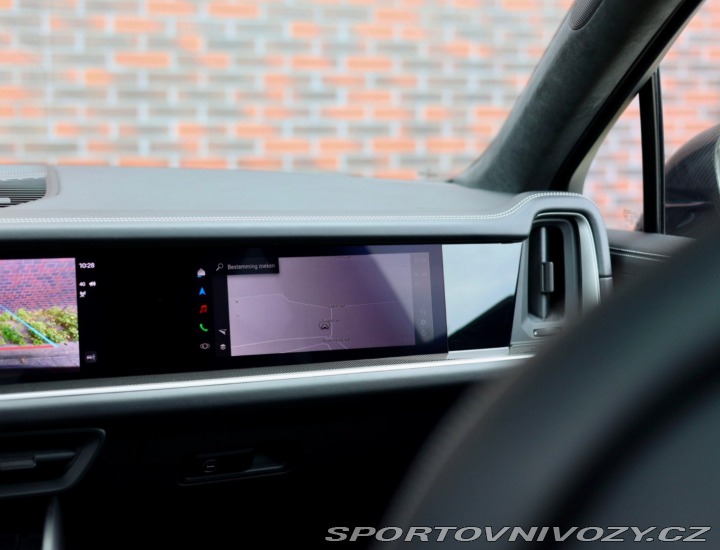 Porsche Cayenne Coupe V8 Turbo E-Hybrid 2024