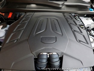 Porsche Cayenne Coupe V8 Turbo E-Hybrid 2024