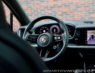 Porsche Cayenne Coupe V8 Turbo E-Hybrid 2024