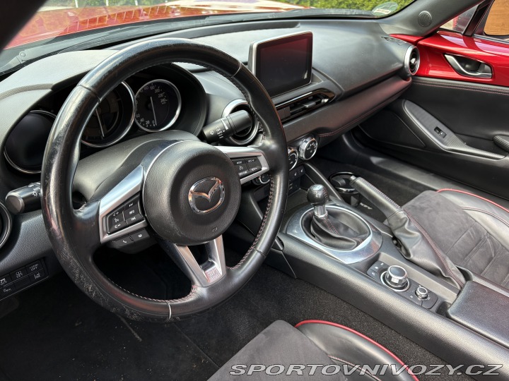 Mazda MX-5 2.0 Revolution 2015