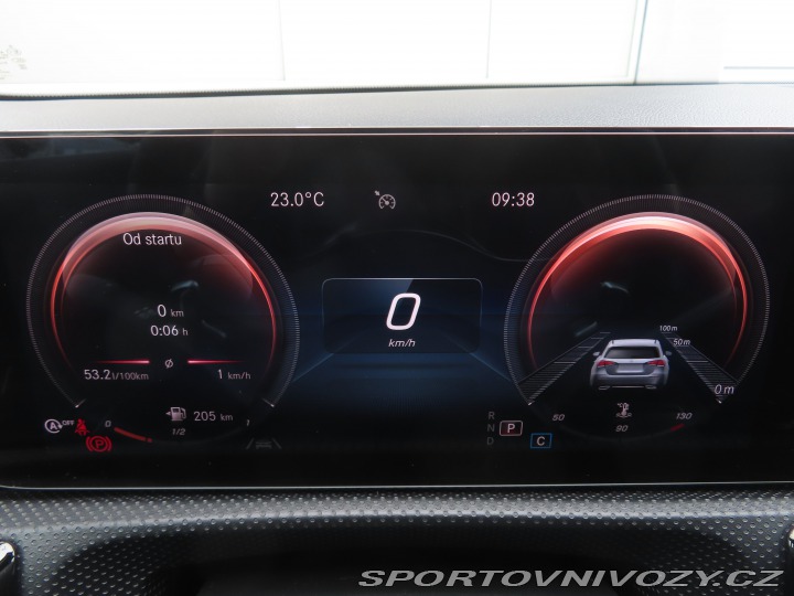 Mercedes-Benz A AMG Line A 180 d 2021