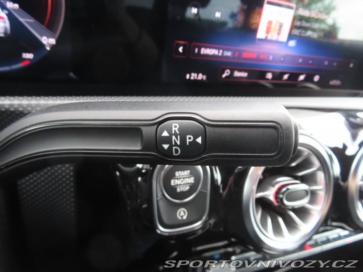 Mercedes-Benz A AMG Line A 180 d 2021
