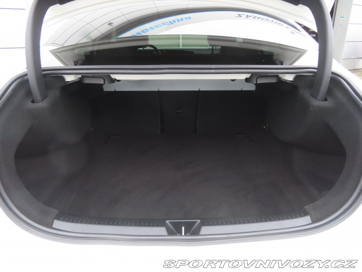 Mercedes-Benz A AMG Line A 180 d 2021