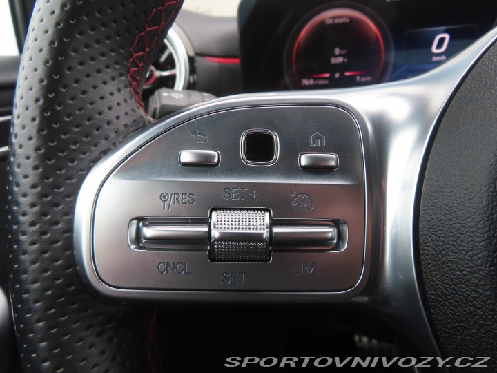 Mercedes-Benz A AMG Line A 180 d 2021