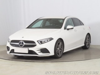 Mercedes-Benz A AMG Line A 180 d 2021