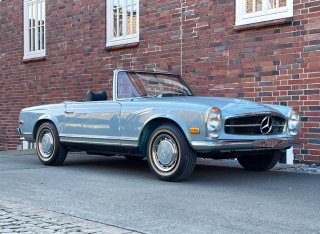 Mercedes-Benz SL W113 280 SL Pagoda