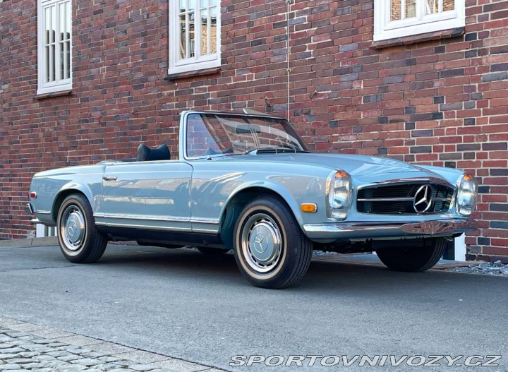 Mercedes-Benz SL W113 280 SL Pagoda 1969