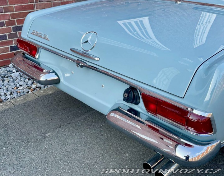 Mercedes-Benz SL W113 280 SL Pagoda 1969