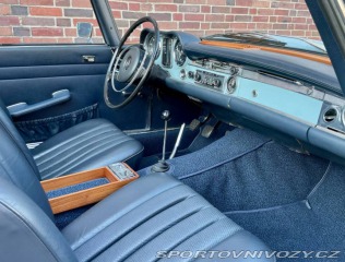 Mercedes-Benz SL W113 280 SL Pagoda 1969
