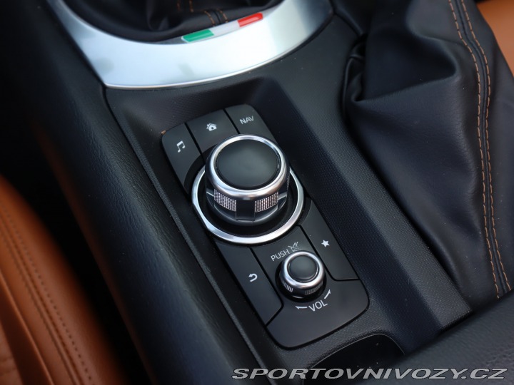Fiat 124 Spider Lusso 1.4 T 2017