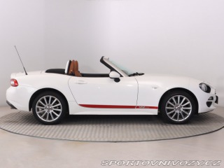 Fiat 124 Spider Lusso 1.4 T 2017