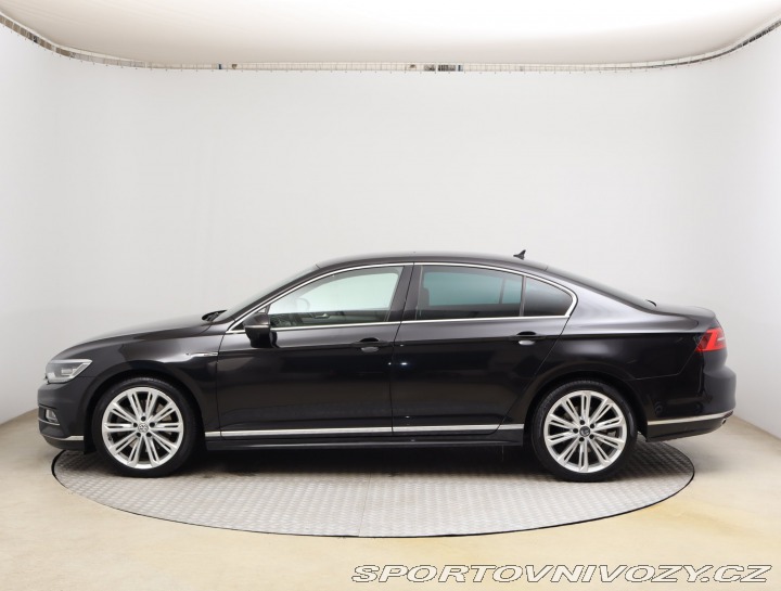 Volkswagen Ostatní modely Passat R-Line 2.0 BiTDI 2016