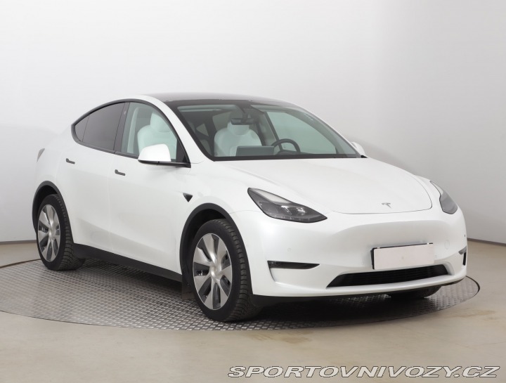 Tesla Model Y . Long Range AWD 75kWh 2021