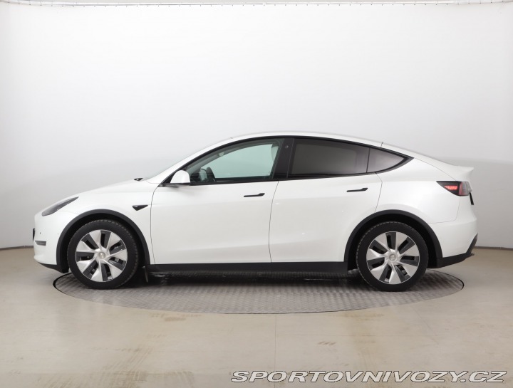 Tesla Model Y . Long Range AWD 75kWh 2021