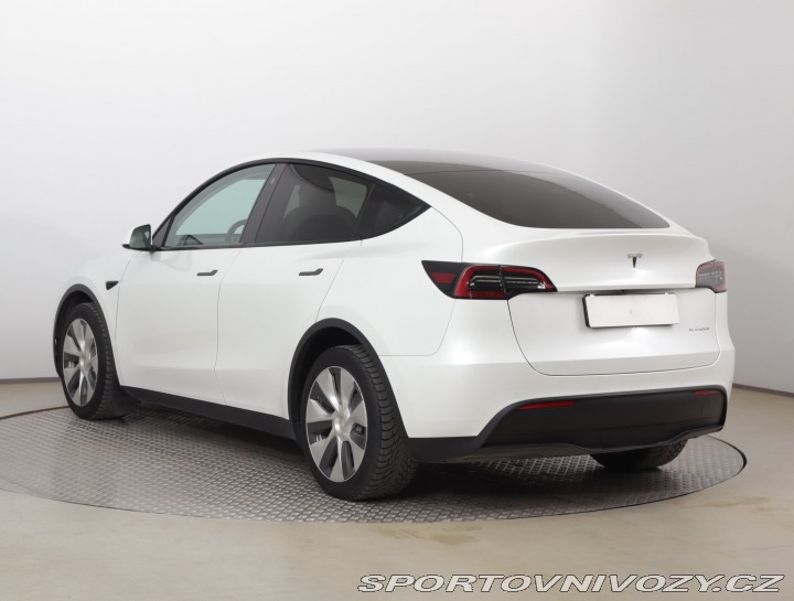Tesla Model Y . Long Range AWD 75kWh 2021