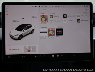Tesla Model Y . Long Range AWD 75kWh 2021