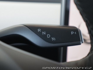 Tesla Model Y . Long Range AWD 75kWh 2021