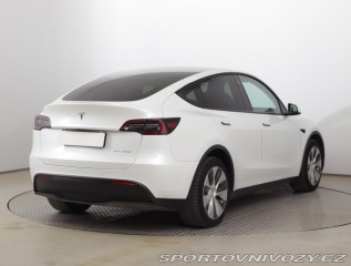 Tesla Model Y . Long Range AWD 75kWh 2021