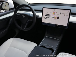 Tesla Model Y . Long Range AWD 75kWh 2021
