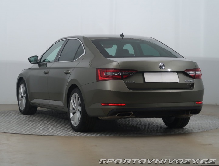 Škoda Superb Style Plus 2.0 TSI 2015