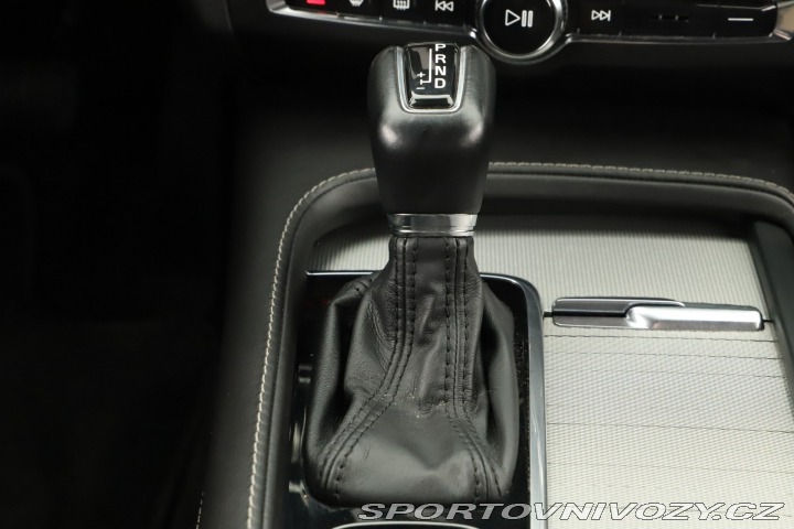 Volvo V90 D5 AWD 2017