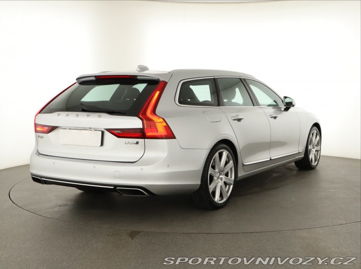 Volvo V90 D5 AWD 2017
