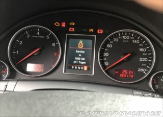 Audi A4 Avant 3,0   220 PS • Auto 2003