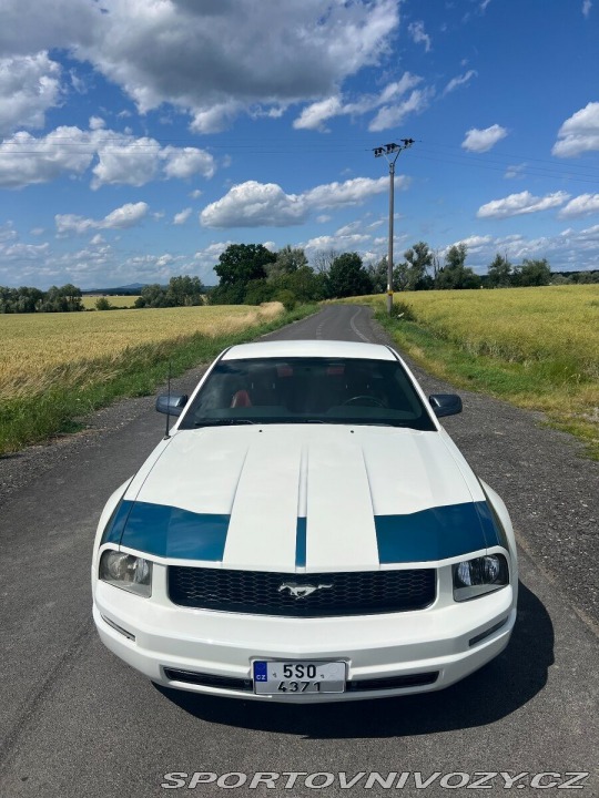 Ford Mustang GT 2005