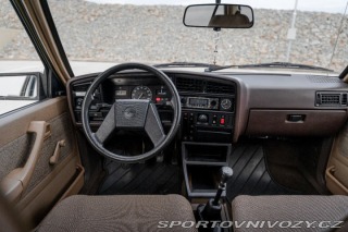 Opel Ostatní modely Ascona 2,0   C 1800